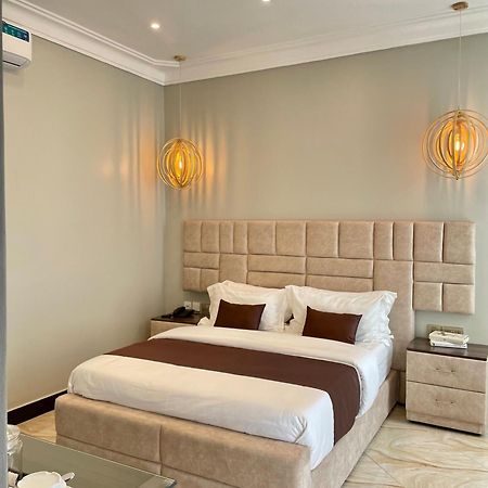 مبيت وإفطار كامبالا The Nook Boutique المظهر الخارجي الصورة