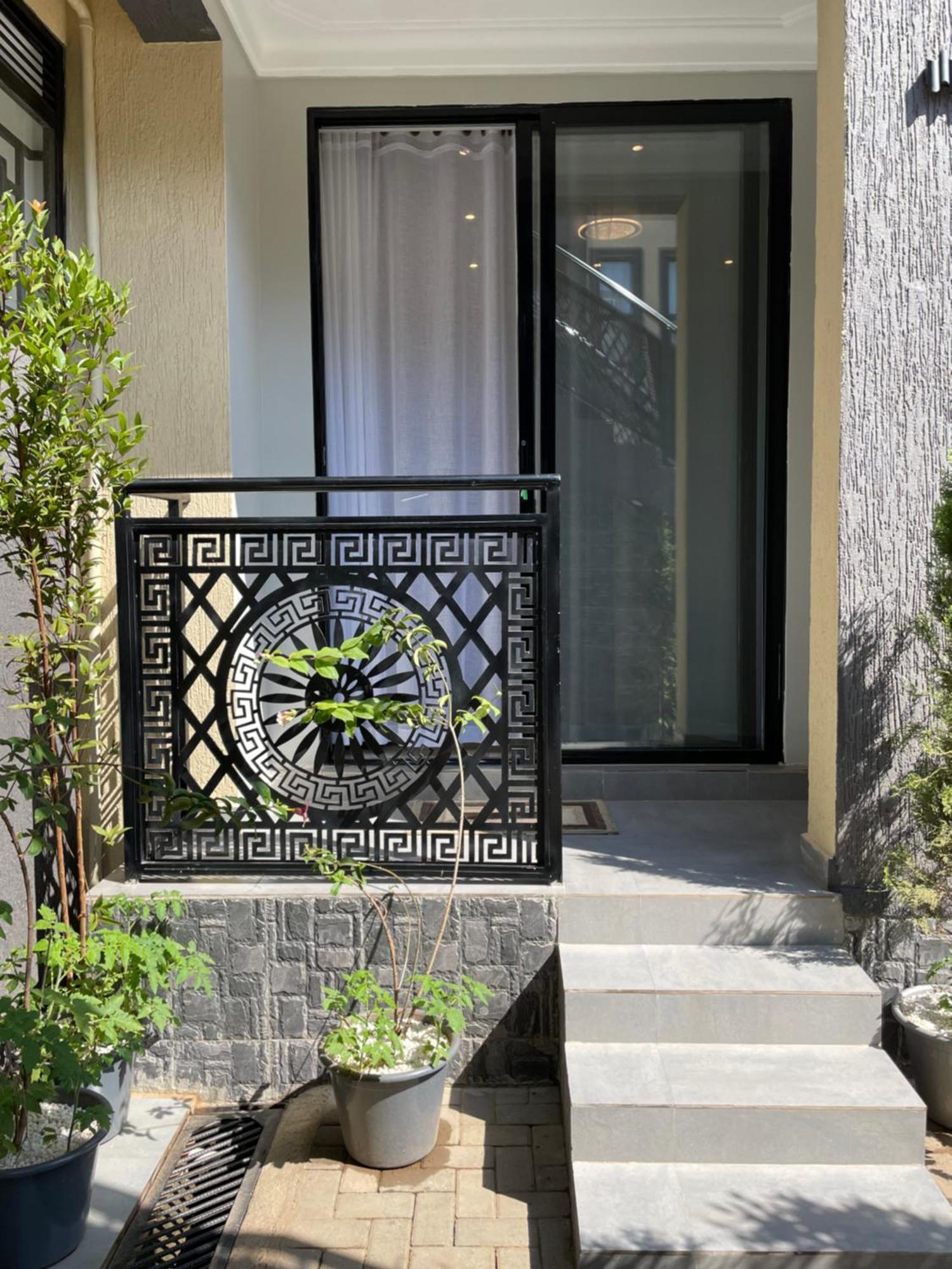 مبيت وإفطار كامبالا The Nook Boutique المظهر الخارجي الصورة